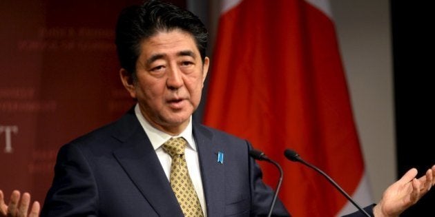 安倍首相「慰安婦問題に胸を痛めている」