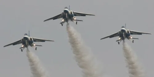 昭和61年当時　ブルーインパルス　入間基地援護室　贈与 入間航空祭に過去最多の32万人が来訪 ブルーインパルスの曲芸