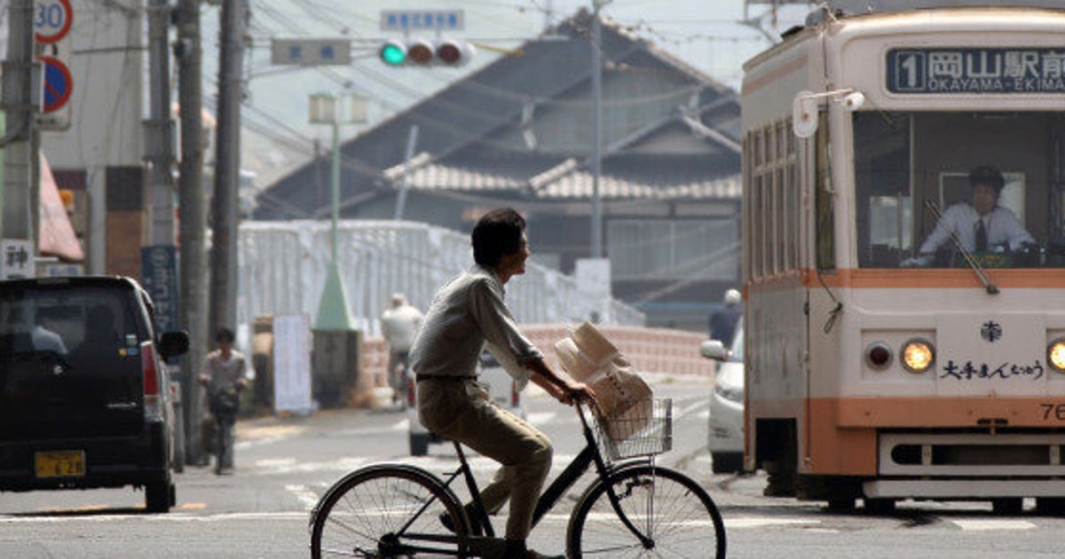 道路交通法が改正 12月1日から自転車の逆走が禁止に ハフポスト