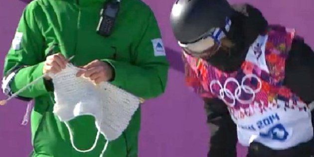 エクストリーム編み物 がソチオリンピックの新競技に 雪山でマフラーを編む姿に世界が注目 ハフポスト