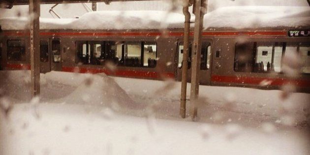 ワイドビューしなの24号 大雪で立ち往生し34時間かかって名古屋に 乗客は車中で2泊 ハフポスト
