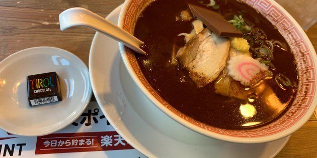 2月1日にラーメンチェーン幸楽苑から発売された「チョコレートらーめん」