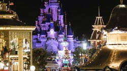 ディズニーランド・パリでこの夏、初の公式LGBTQイベント開催