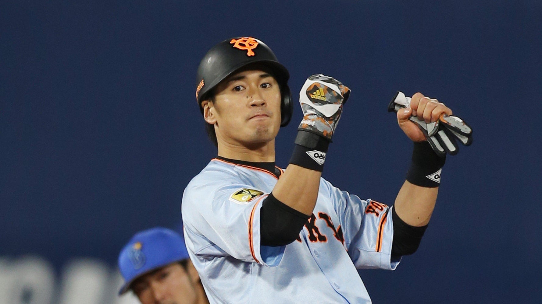 片岡治大コーチはどんな人?ベッキーさんの結婚相手 | ハフポスト NEWS