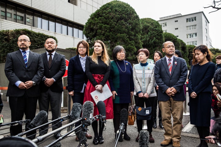 左から相場さん、古積さん、中島さん、バウマンさん、大江さん、小川さん、佐藤さん、小野さん