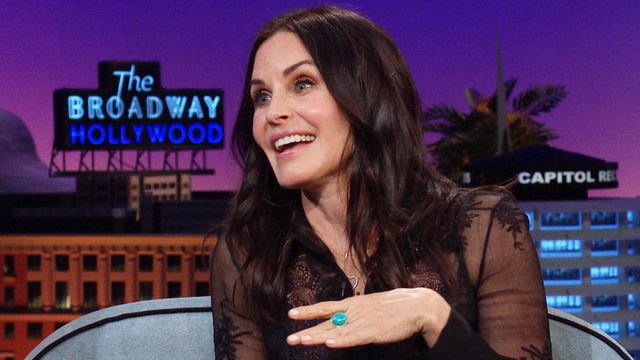 Courteney Cox explaining the story of losing her virginity. 