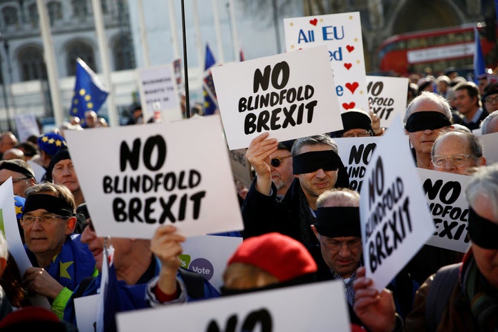 <strong>Protesters outside the House of Commons on Thursday </strong>