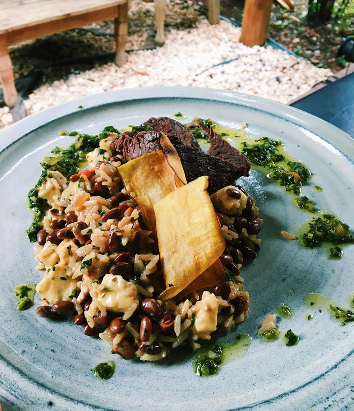 Baião de dois do Bla’s ganha a cremosidade de queijos regionais.
