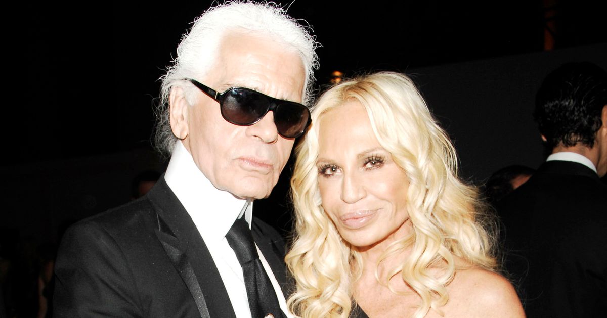tv majoor pin Karl Lagerfeld Dead: Donatella Versace Leads Tributes To Chanel Creative  Director | HuffPost UK Entertainment
