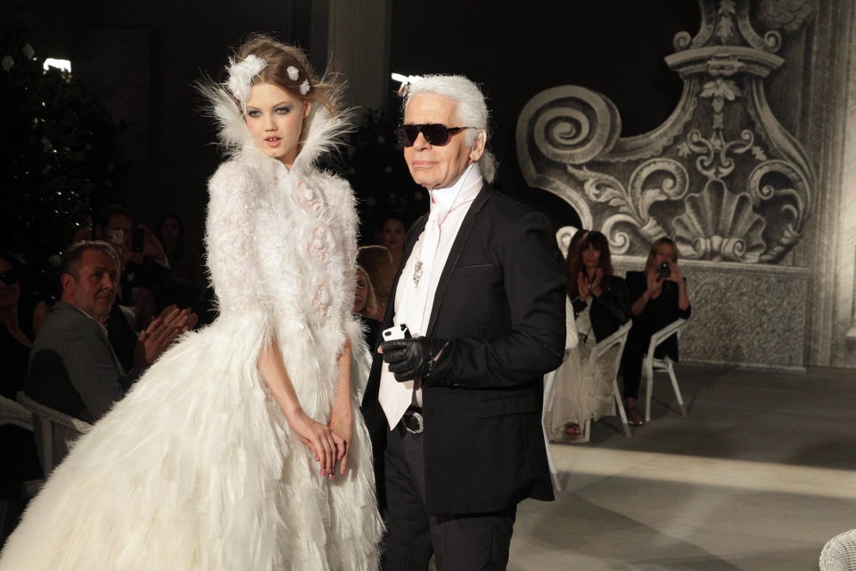 A Look Back At Designer Karl Lagerfeld's Iconic Fashion Career In ...