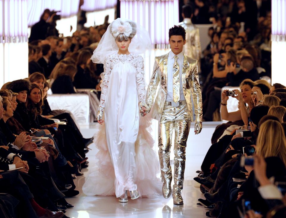 A Look Back At Designer Karl Lagerfeld's Iconic Fashion Career In ...