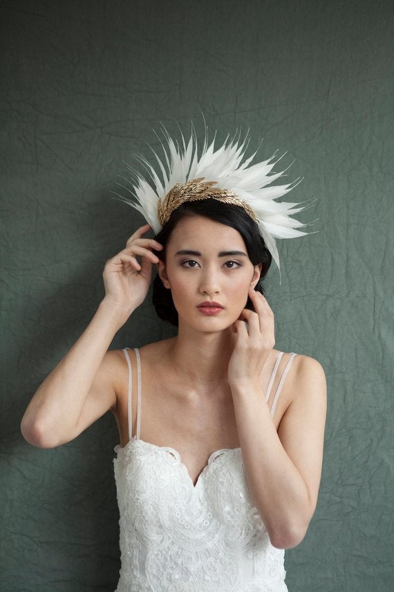 How to Wear a Wedding Veil with a Short Bob or Pixie Hairstyle