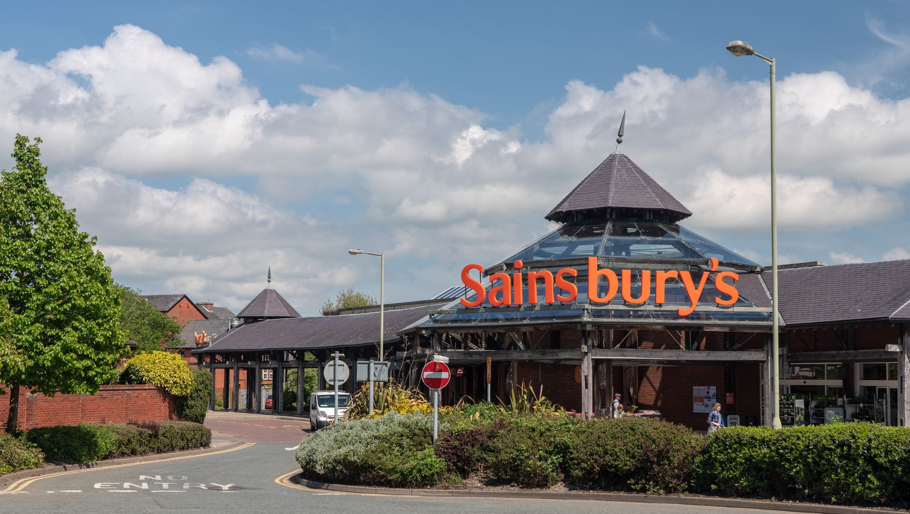 Proposed Sainsbury’s Asda Merger Could Push Up Prices Regulator Warns Huffpost Uk News