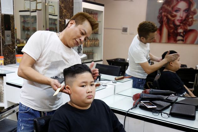 Hanoi Barber Has A Hair-Raising Offer Ahead Of Trump-Kim