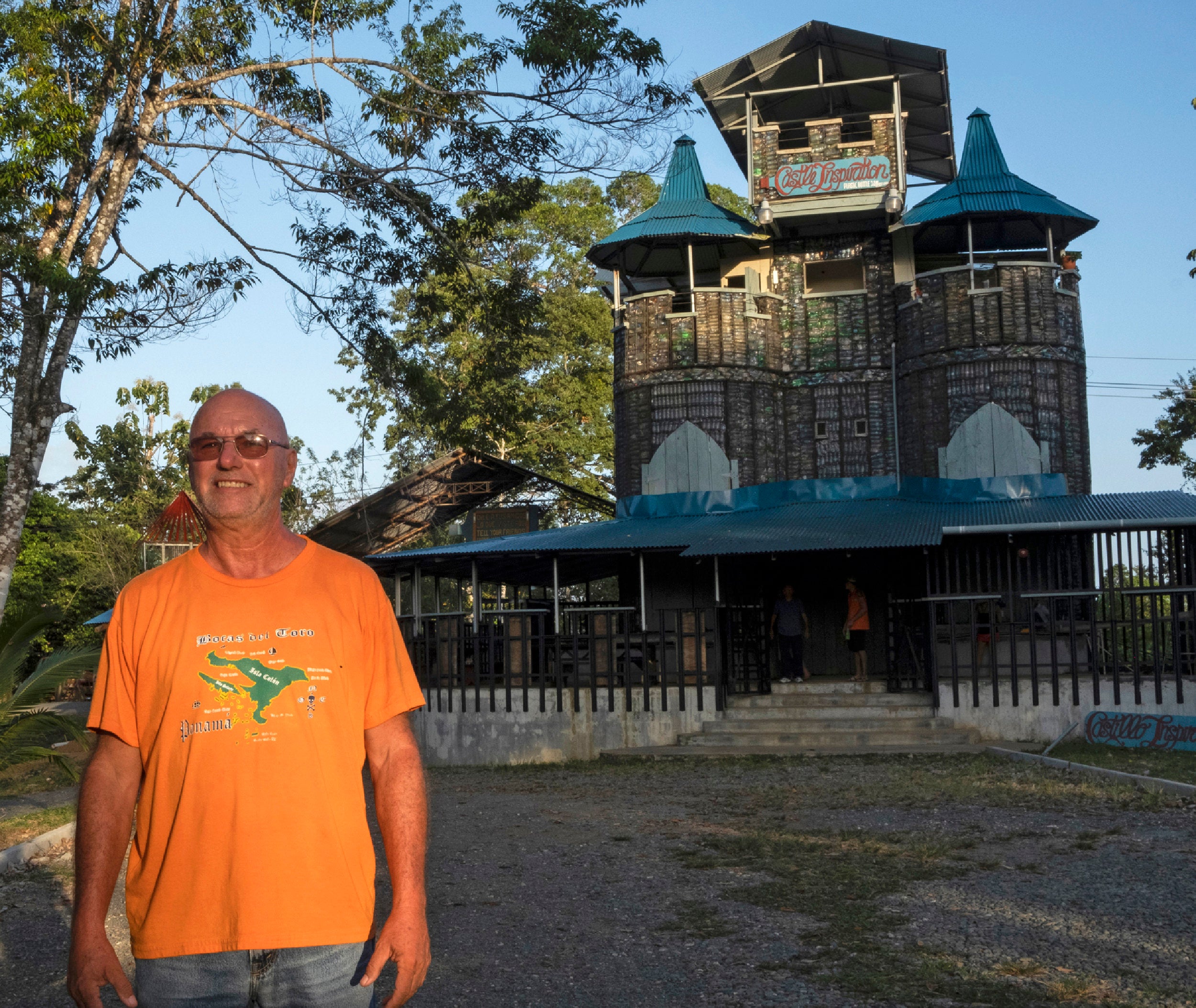 Bezeau's plastic castle is used as a hotel, restaurant and bar, and has educational purposes.
