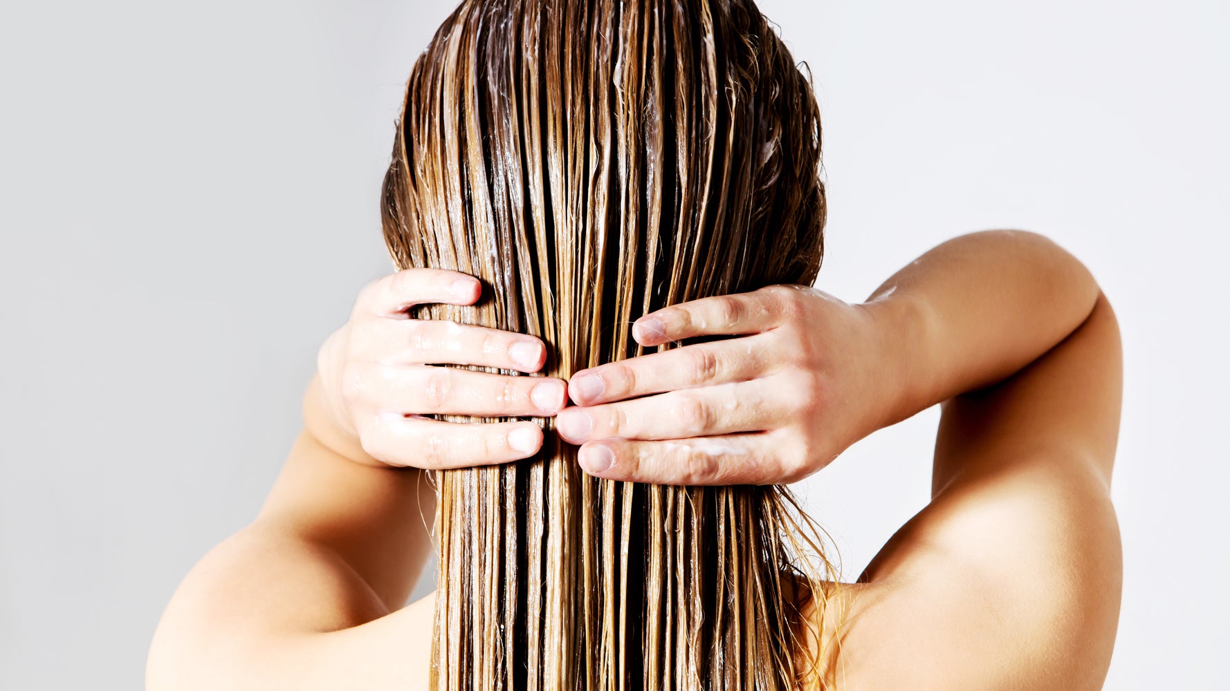 The Best Way To Use Hair Oil According To Experts Huffpost Life