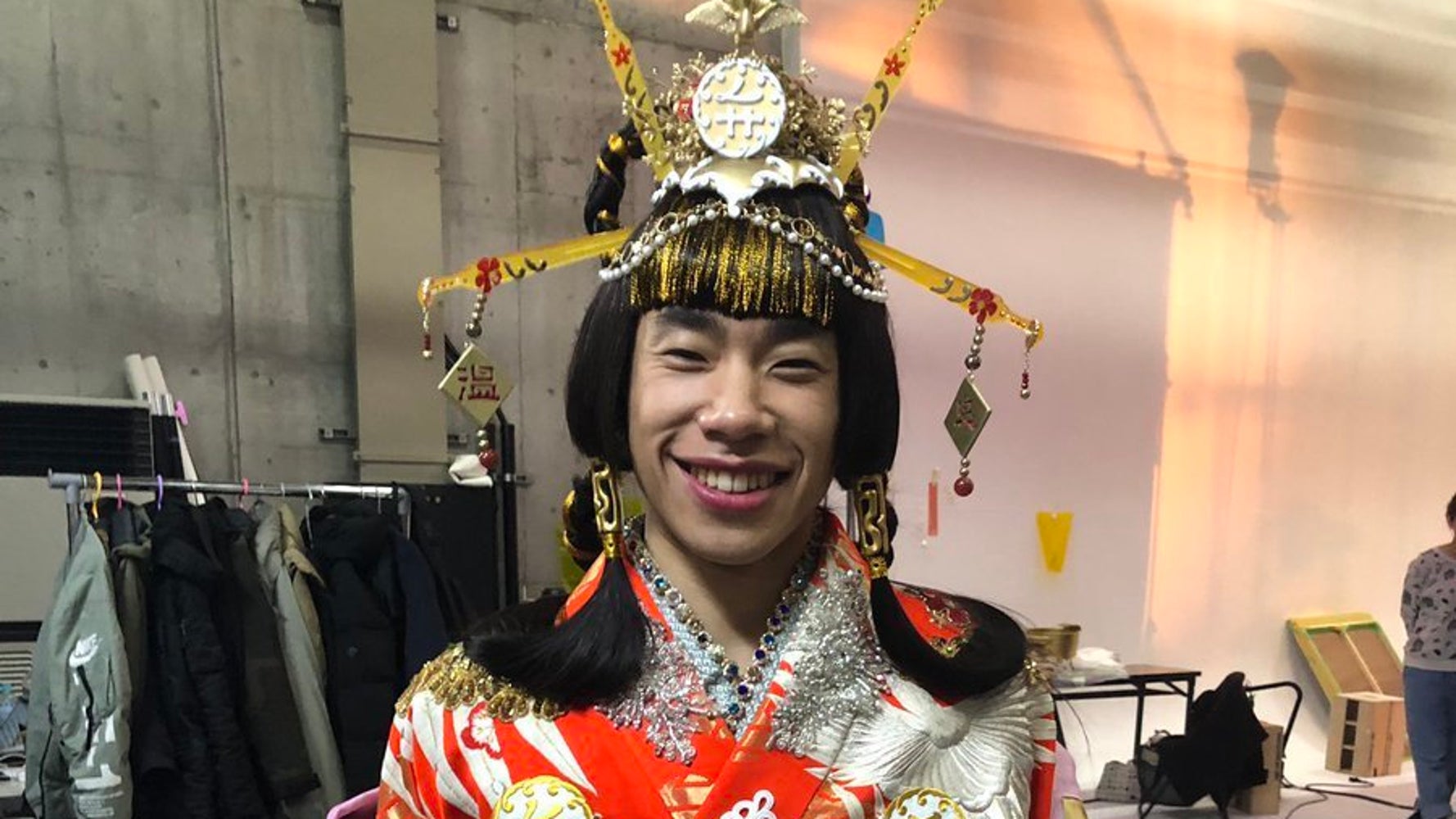 笑撃 あの戦国武将の末裔が 織田信成の 姿が笑顔をもらえる ハフポスト 笑撃 あの戦国武将の末裔が 織田信成の 姿が笑顔をもらえる ハフポスト