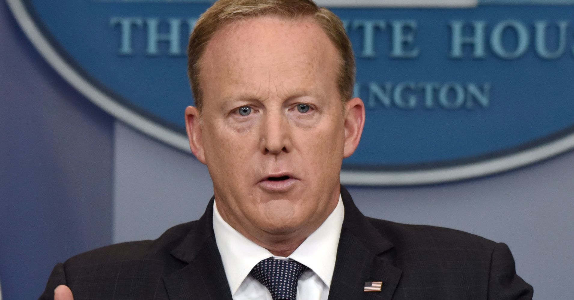 Sean Spicer Is Now A Journalist And Folks On Twitter Are Furious | HuffPost