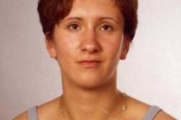 To θύμα, η Γιασμίνα, την οποία κρατούσε στον καταψύκτη επί 18 χρόνια η αδελφή της.