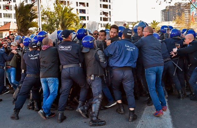 Les manifestations d'Alger en
