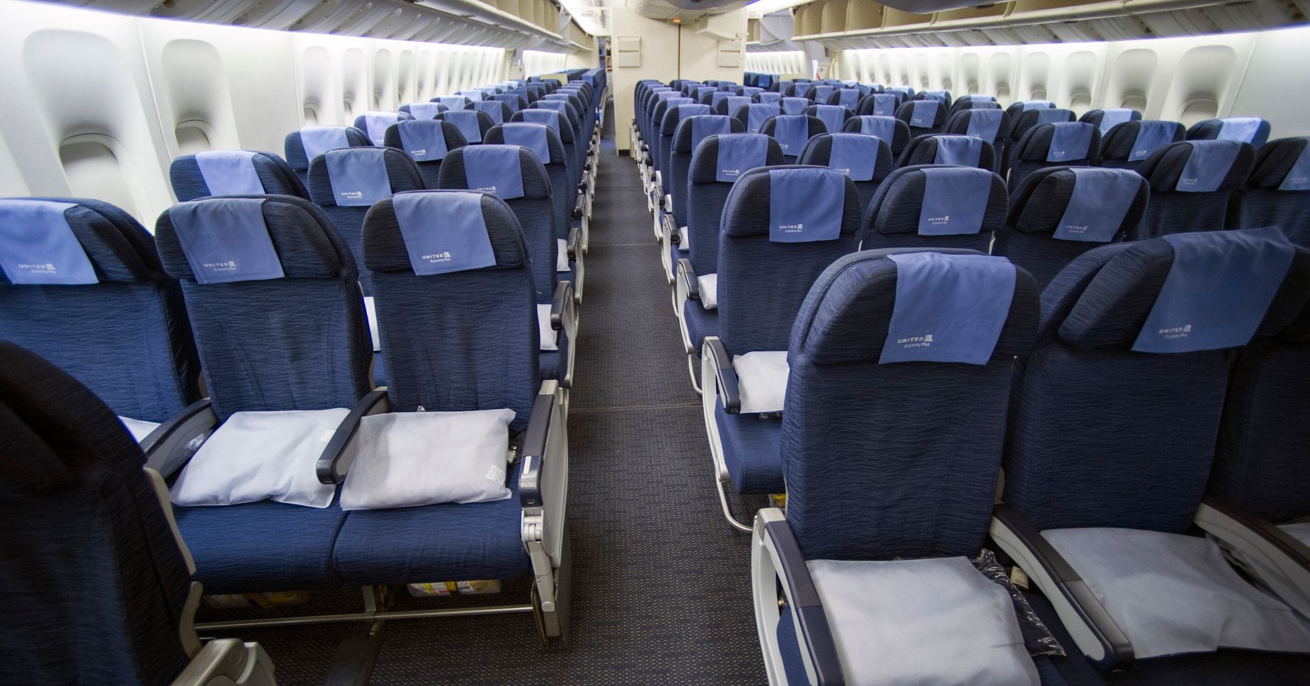 There Are Seat-Back Cameras On Some American And United Air Flights Now ...