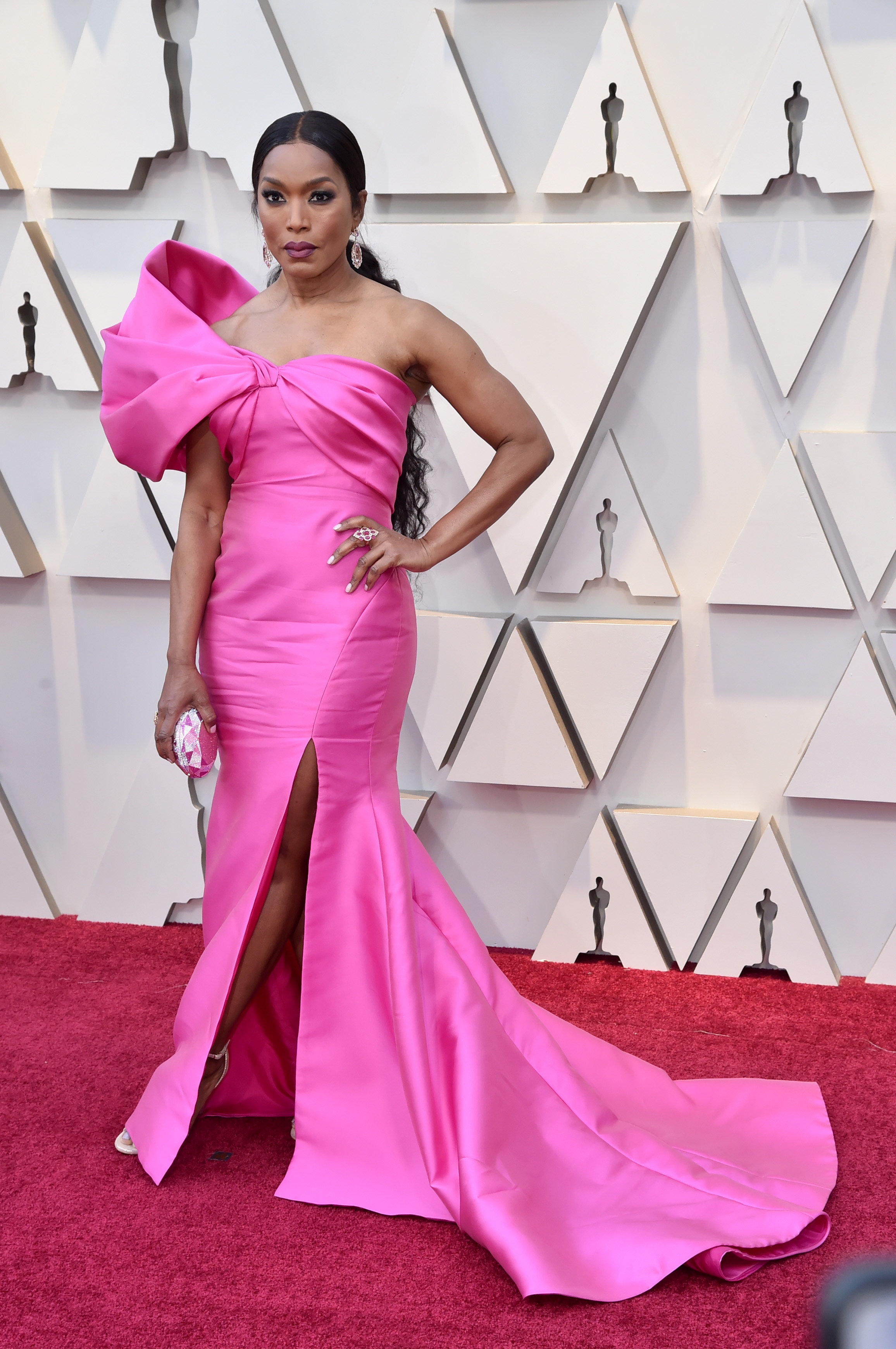 angela bassett pink dress