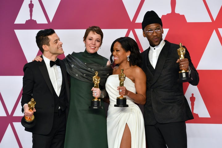 Oscar winners in the actor and actress categories pose on Sunday night.