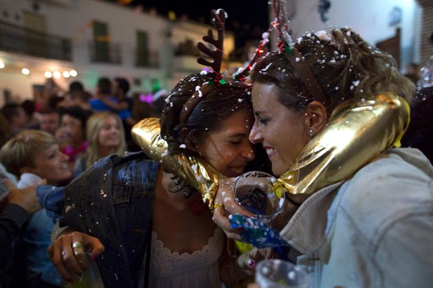 Γιατί αυτή η μικρή ισπανική πόλη γιορτάζει την πρωτοχρονιά τον