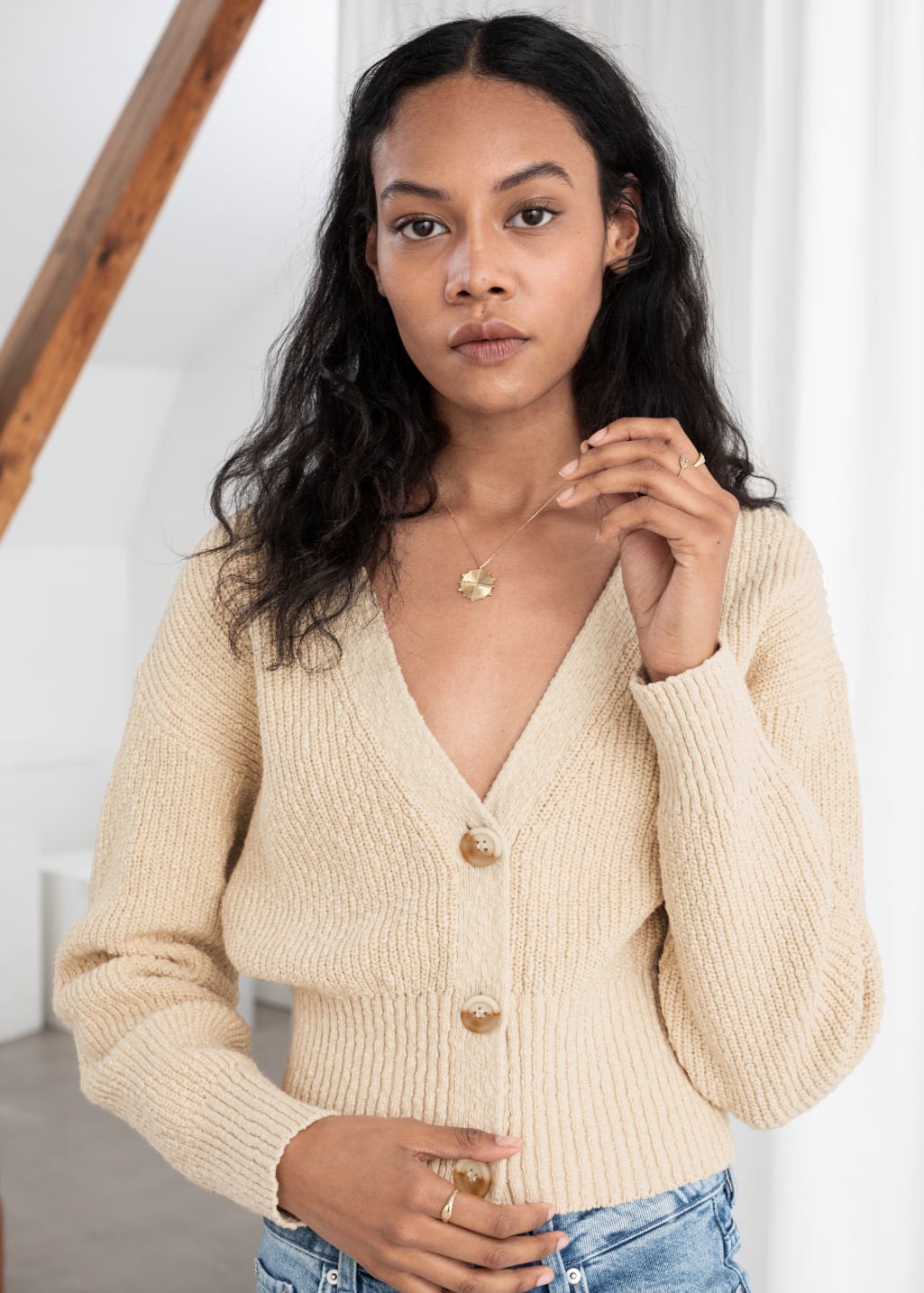 v neck cropped cardigan