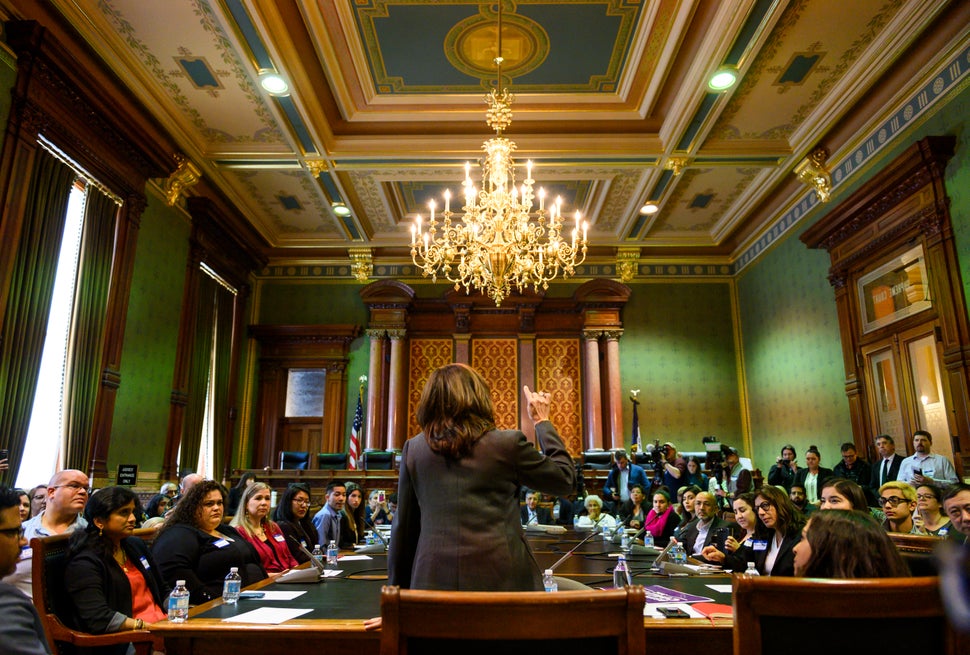 Sen. Kamala Harris is positioning herself more as a common-sense fighter, but her trip in Iowa made clear that voters are sti