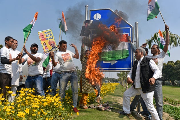 Fake Videos, Photos And Messages Circulate On Social Media Amid India Pakistan