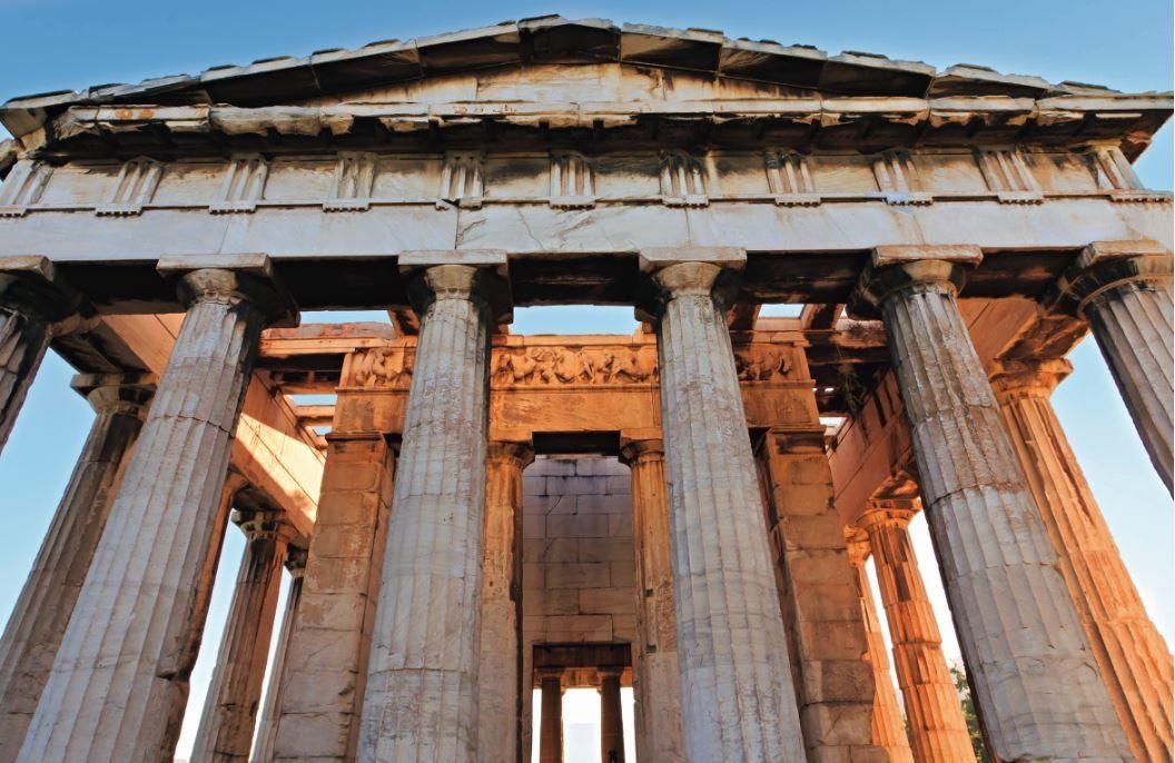 Ναός του Ηφαίστου, Αθήνα: Ο πιο καλοδιατηρημένος αρχαίος ναός σε όλη την Ελλάδα φέρει το όνομα του Ηφαίστου, του προστάτη των σιδεράδων και των τεχνιτών (Φωτογραφία από το βιβλίο «Οι Αρχαίοι Έλληνες»).