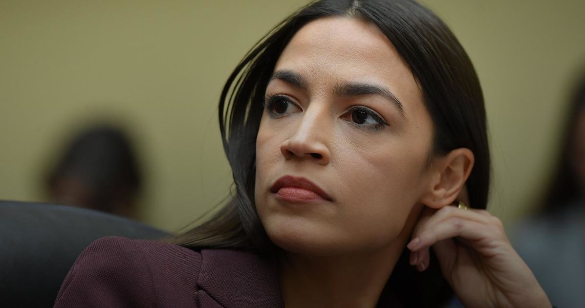 Alexandria Ocasio-Cortez Slams Dems For Supporting 'Pro-ICE' Amendment ...