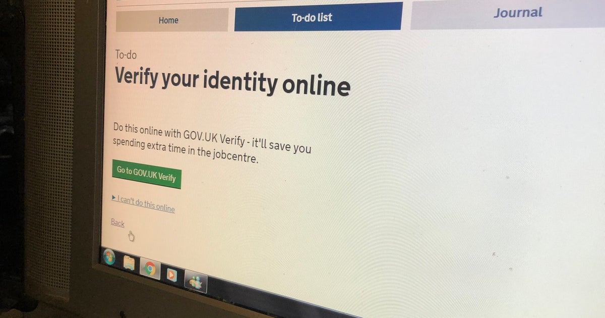 Universal Credit Claimants Locked Out Online Due To 'Consistent' Digital  Verification Failings | HuffPost UK