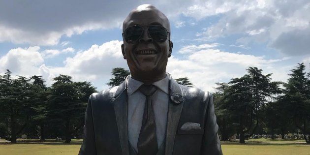 The redesigned statue on Robbie Malinga's tombstone.