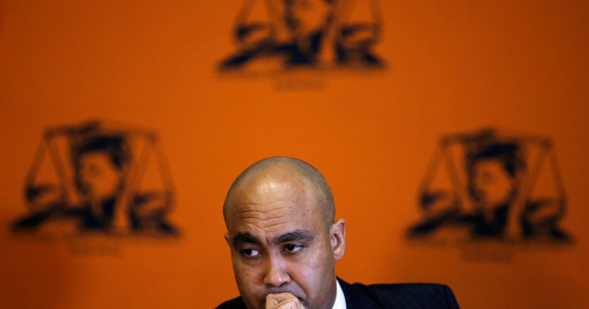 Shaun Abrahams Meets Zumas Deadline Huffpost Uk News