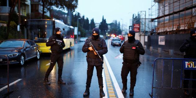 Police secure the area near an Istanbul nightclub, following a gun attack, in Turkey, January 1, 2017. REUTERS/Osman Orsal