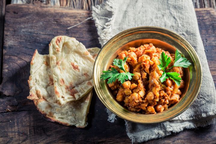Whip up a quick curry using canned chickpeas, veggies and Indian spice mix.