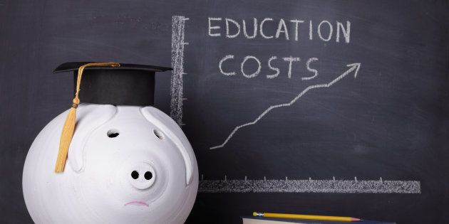 Big piggybank with a graduation cap is standing next to an education chart showing a rising trend in Education costs