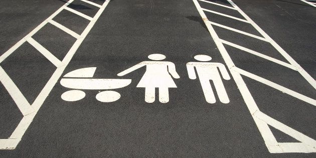 Parking for familie only