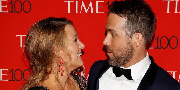 Actor Ryan Reynolds and wife Blake Lively arrives for the Time 100 Gala in the Manhattan borough of New York, New York, U.S. April 25, 2017. REUTERS/Carlo Allegri
