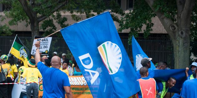 African National Congress (ANC) and Democratic Alliance (DA) supporters (Photo by Gallo Images / Thapelo Maphakela)