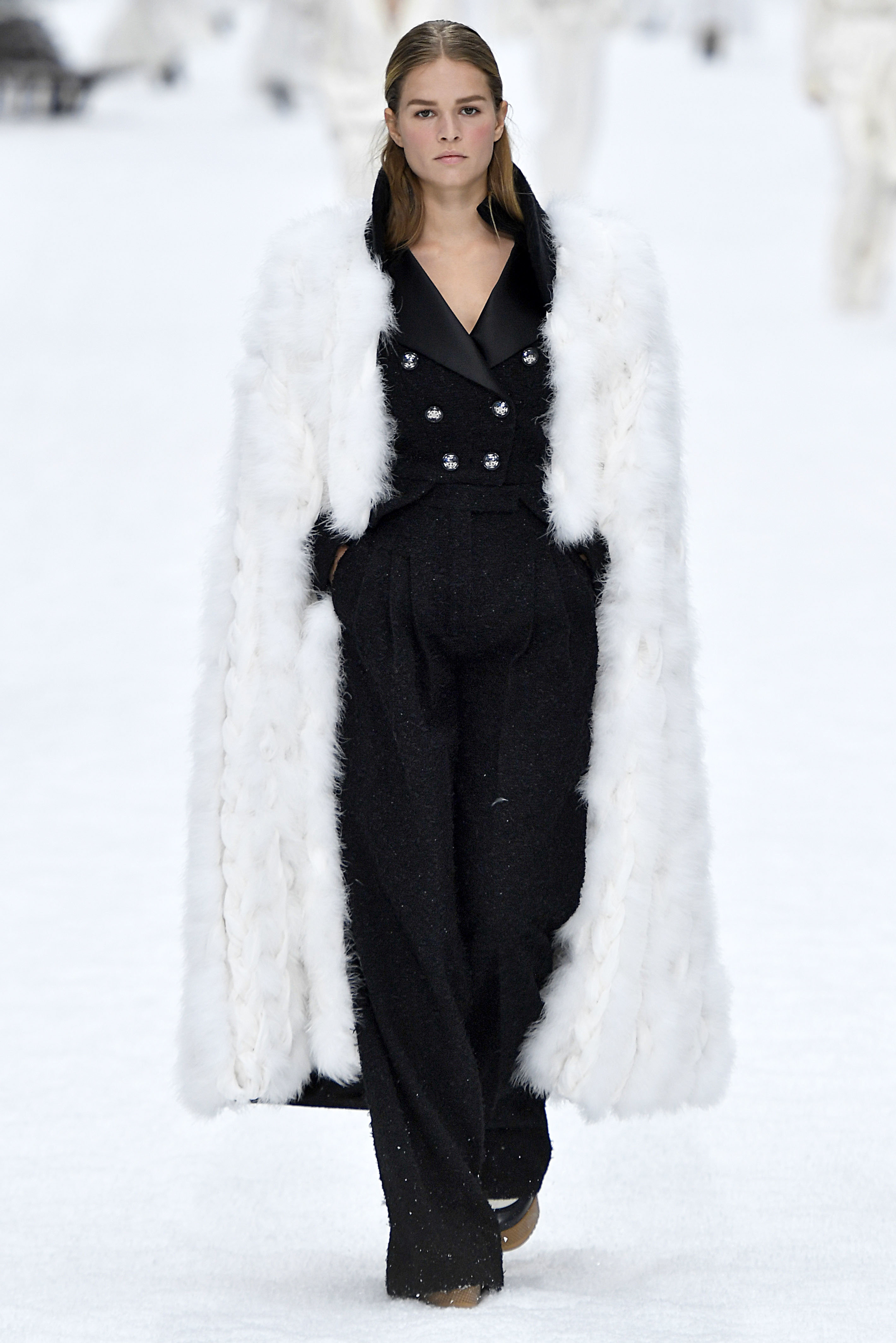 Karl Lagerfeld's Final Chanel Show: See All The Photos | HuffPost Life