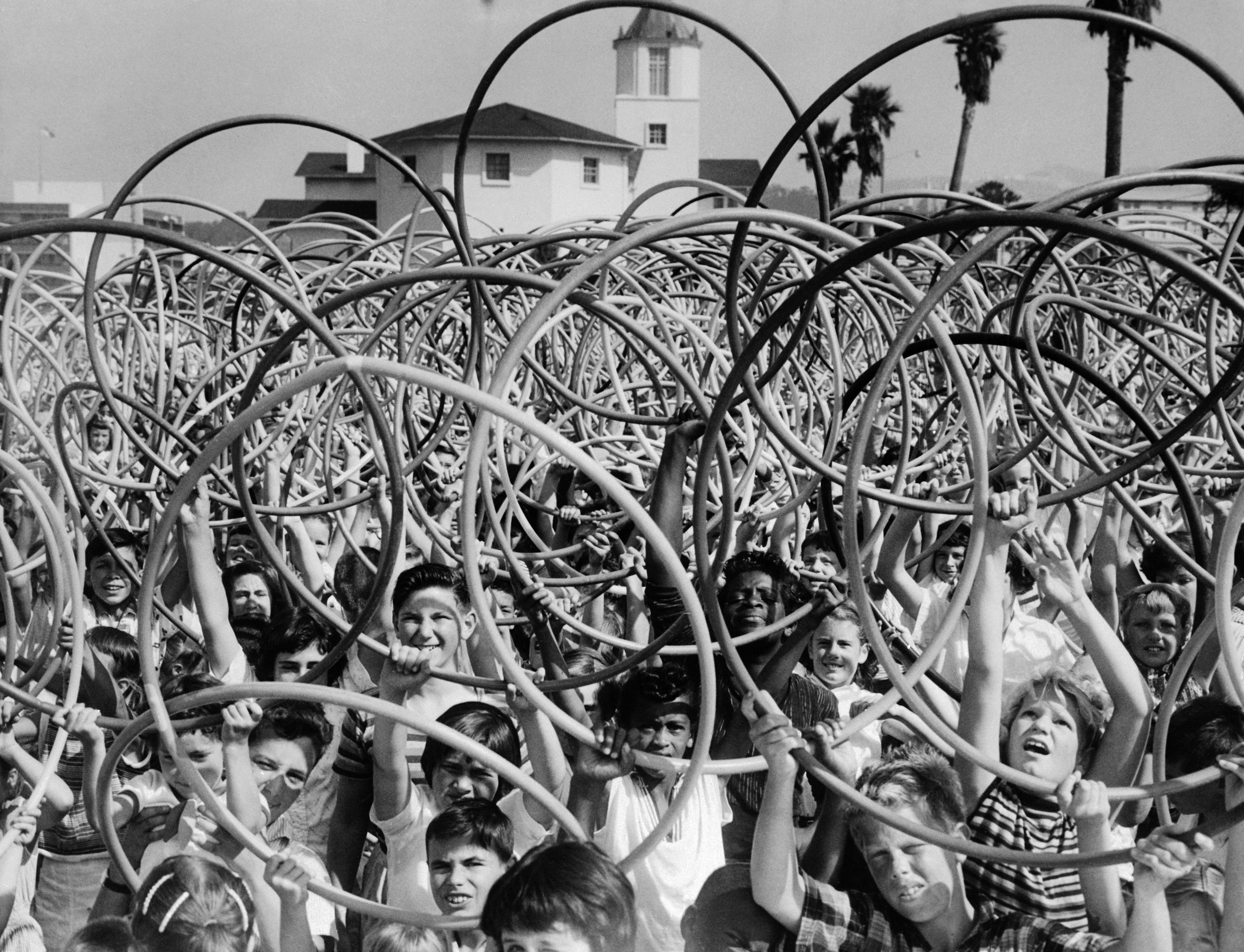 hula hoops 1959