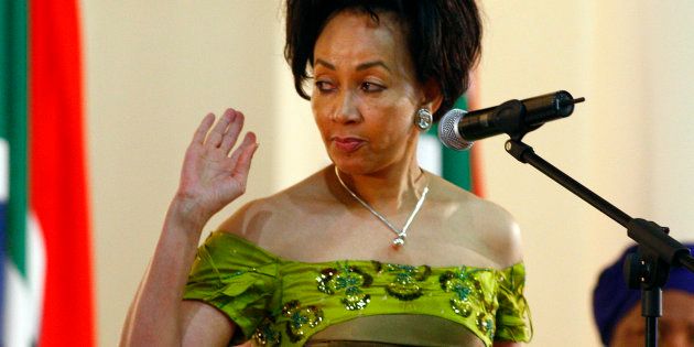 Lindiwe Sisulu being sworn in as defence minister at the presidential guest house in Pretoria on May 11, 2009.