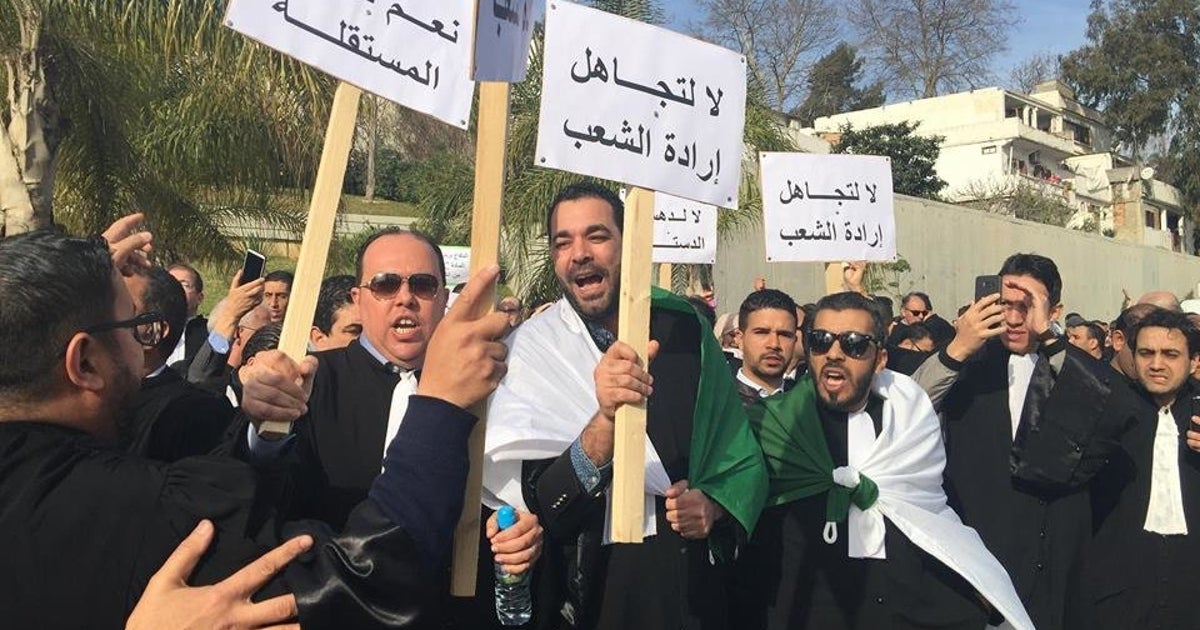 Résultat de recherche d'images pour "manifestation des avocats alger"