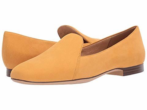 Roomy Loafers For Women With Wide Feet 