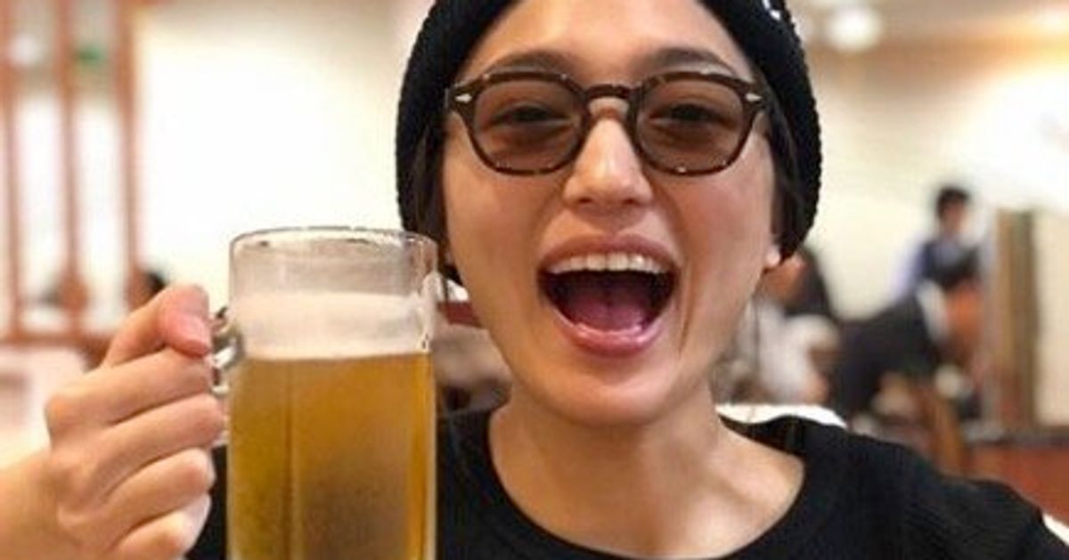 最高だね 川口春奈 ビールと満面の笑顔がステキすぎる ハフポスト