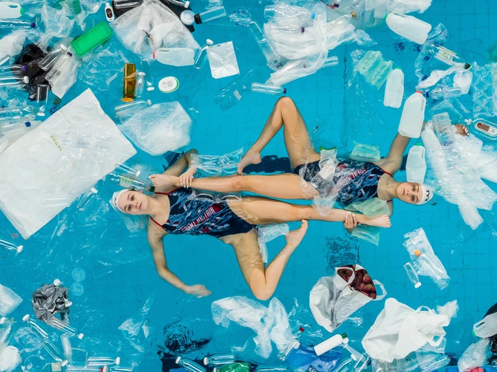 These Synchronised Swimmers Performed In A Pool Of Plastic Heres Why Huffpost Uk Life 