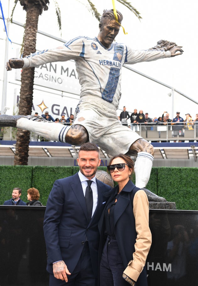  David Beckham s Face Says It All As Statue Is Revealed In 